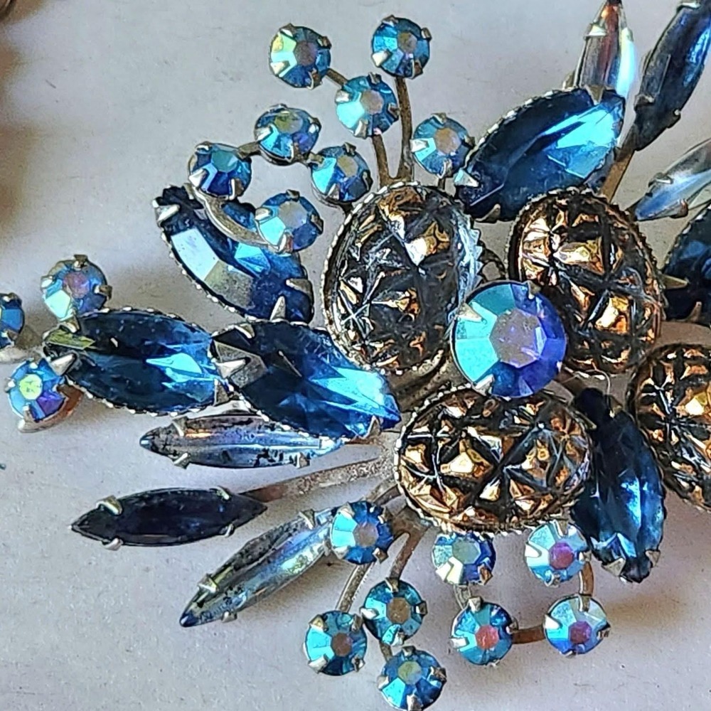 Beau Jewels Blue AB Rhinestone Brooch Vintage